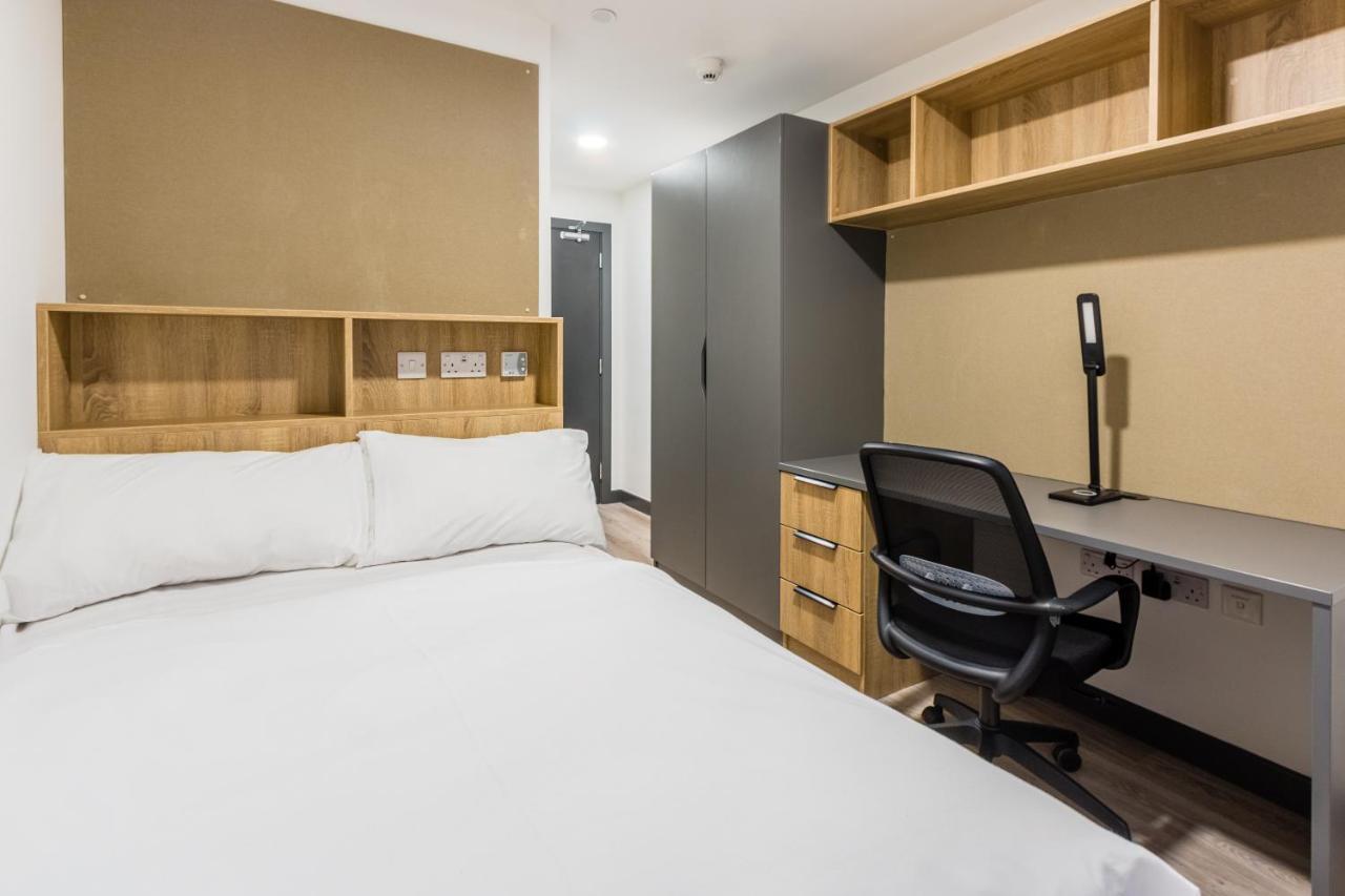 Destiny Student - Broga House Apartamento